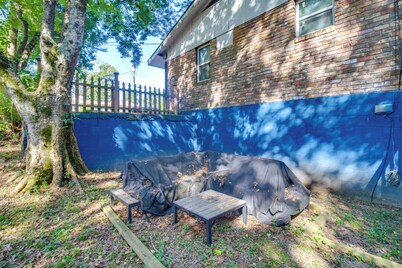 6 Mi to Percy E Quin State Park: Mccomb Home!