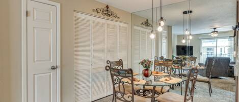 Apartment (1 Bedroom) | Interior