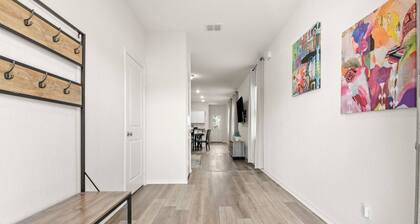 Modern 3BR Home in San Antonio