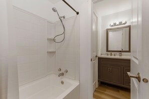 Ferienhaus, Raucher | Badezimmer