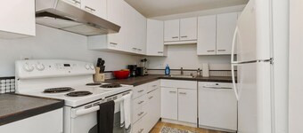 ลินน์วูด เกตอะเวย์ ผ่อนคลายพร้อมที่จอดรถ