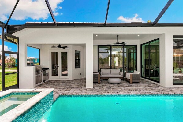 Outdoor pool, a heated pool