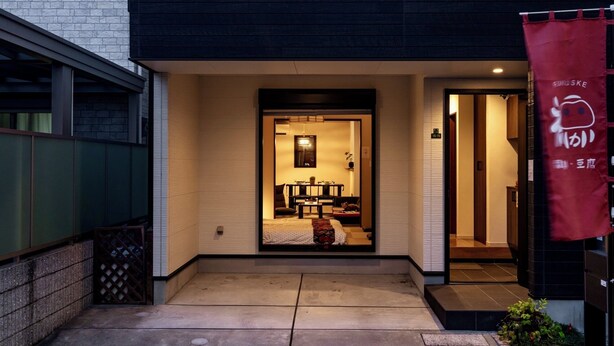 A building entrance with a small dining area visible inside. - 福助Tofu   OsakaTsuruhashi 5mins JRloop Direct Nipponbashi;Namba;Nara;USJ;Tennoji  (Ikuno-ku Tsuruhashi)