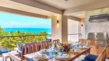 Condo (3 Bedrooms) | Outdoor dining