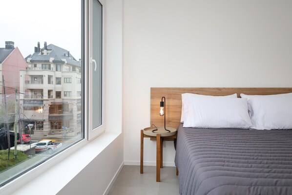 1 bedroom, iron/ironing board, Internet, bed sheets