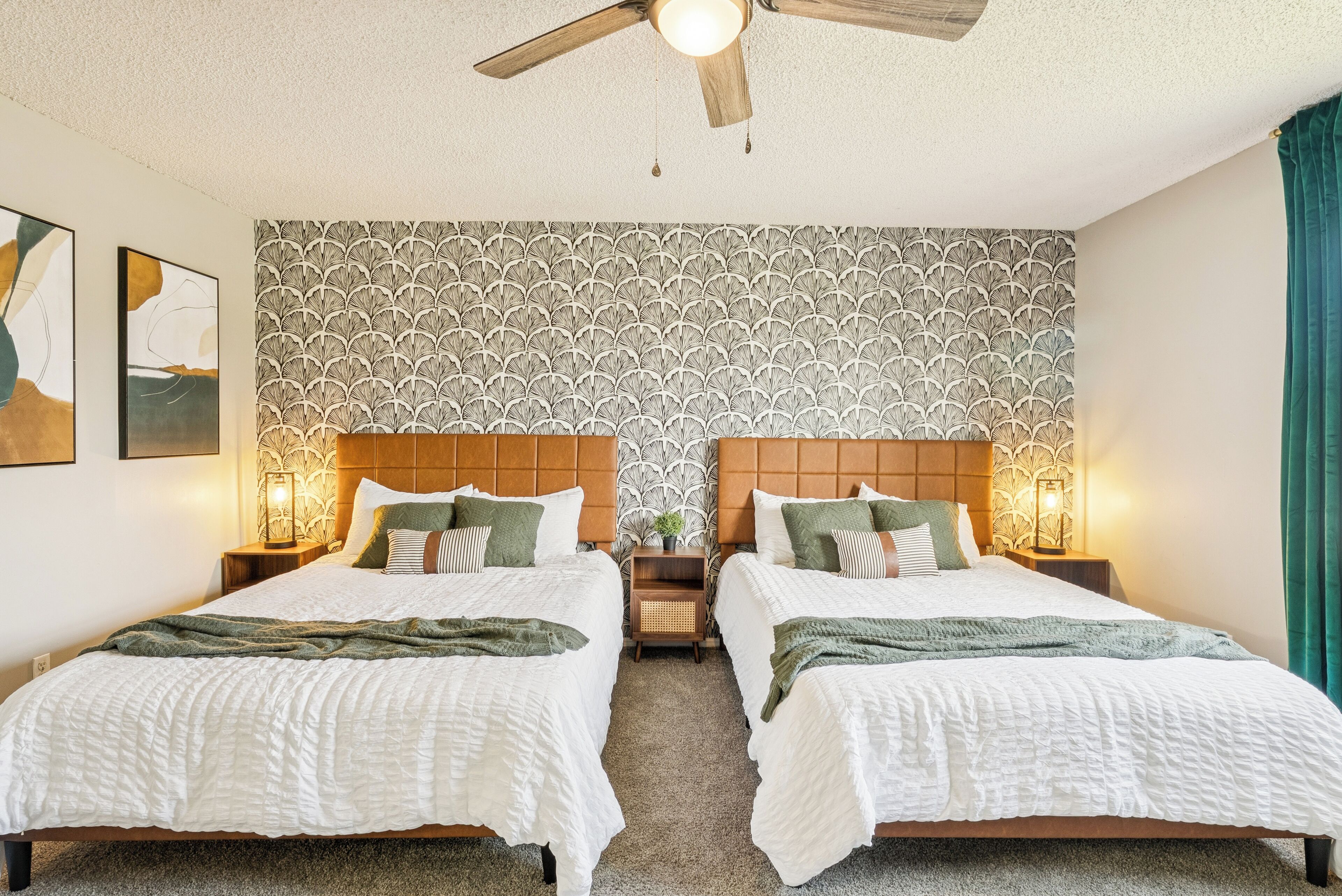 4 bedrooms, iron/ironing board, travel crib, WiFi (free)