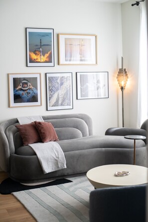 Smart TV - Venus C | Cosmic 2BR + Pool & Steps to Beach (South Padre Island)