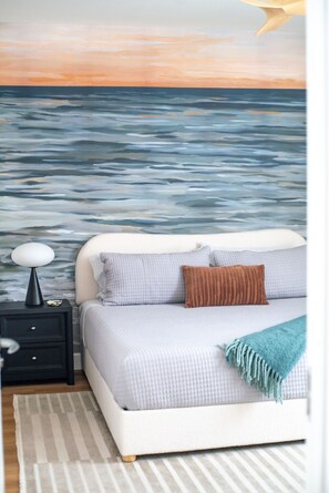 2 bedrooms, desk, iron/ironing board, free WiFi