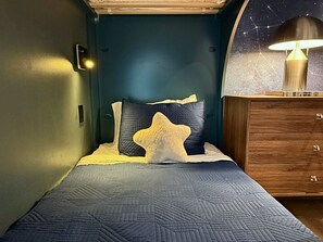 2 Schlafzimmer, Schreibtisch, Bügeleisen/Bügelbrett, kostenloses WLAN