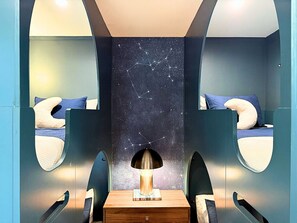 2 Schlafzimmer, Schreibtisch, Bügeleisen/Bügelbrett, kostenloses WLAN