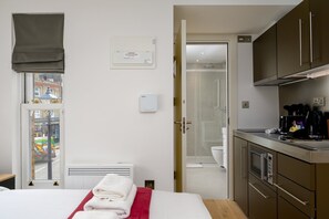 1 bedroom, iron/ironing board, Internet, bed sheets