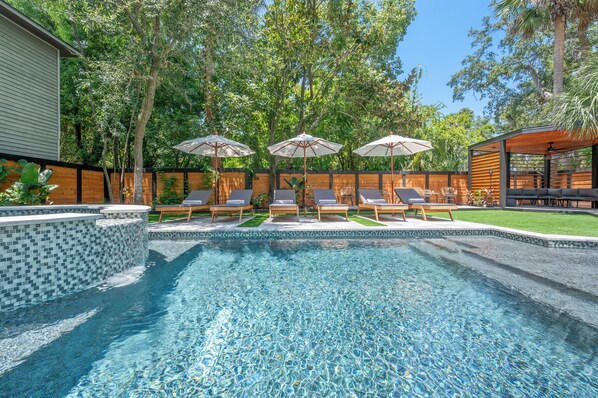 Piscine extérieure, piscine chauffée