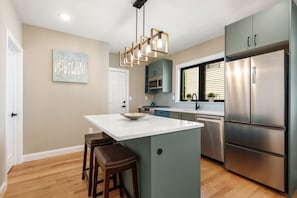 Microwave, oven, stovetop, dishwasher