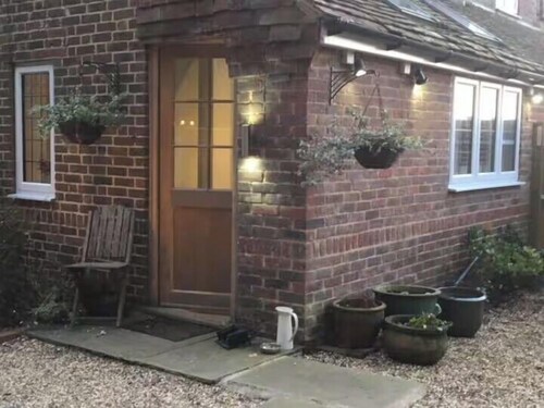 Rogate Cottage Retreat