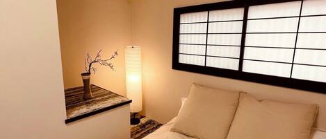 2 bedrooms, Internet, bed sheets