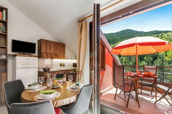 Küche und Essbereich