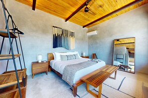 4 habitaciones, tabla de planchar con plancha y acceso a internet