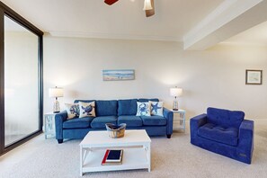 Téléviseur, table de ping-pong