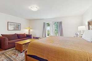 1 bedroom, internet, bed sheets
