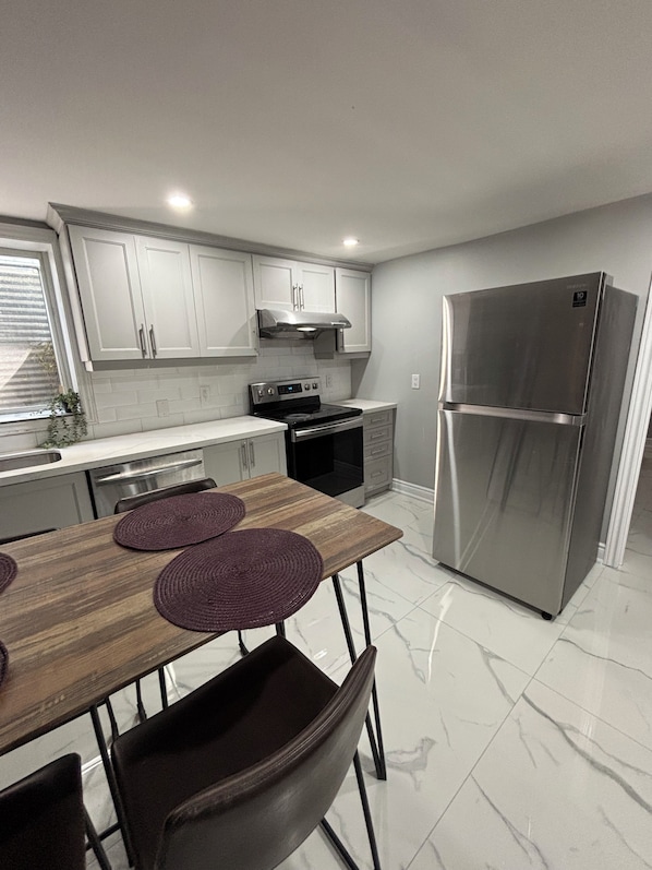 Microwave, oven, stovetop, dishwasher