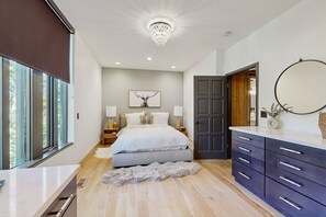 4 chambres, fer et planche à repasser, accès Internet, draps fournis