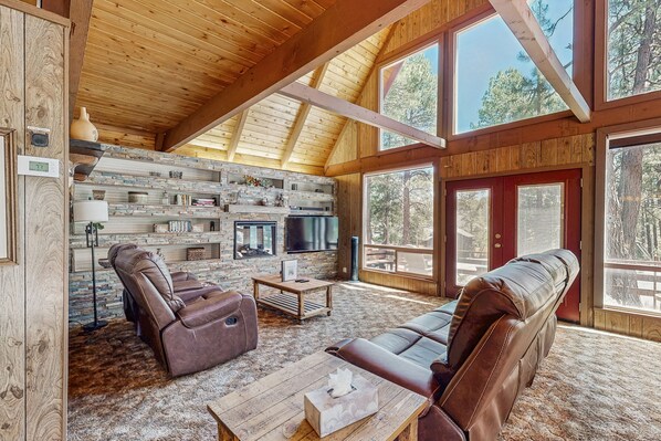 TV, fireplace, DVD player, table football