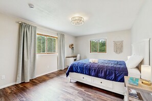 2 chambres, fer et planche à repasser, accès Internet, draps fournis