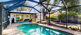 Contemporary and cozy home with heated pool, central location, close to beaches