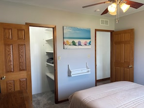 3 soverom, strykejern/-brett, wi-fi og sengetøy