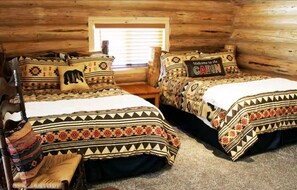 2 bedrooms, iron/ironing board, travel cot, free WiFi