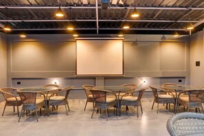 Restaurant - Park Abode Boutique Guest House (Guwahati)