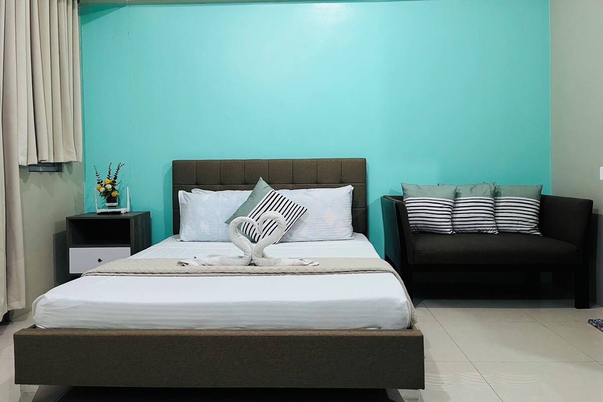 Suite, Balcony, City View | Free WiFi