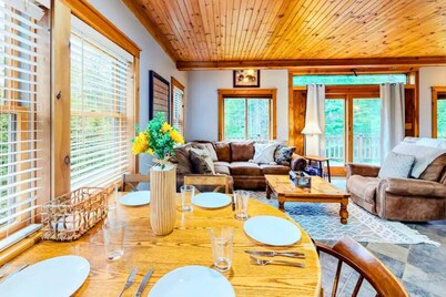 Green Mtn Haven • Dog Friendly • Hot Tub • Okemo