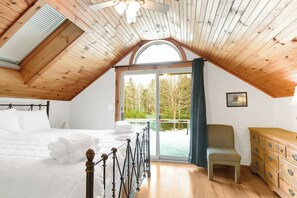 3 bedrooms, iron/ironing board, WiFi, bed sheets - Mt. Holly Haven • Hot Tub + Games • Near Okemo (Mount Holly)