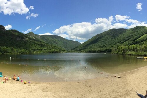 Lakeview Lodge • Hot Tub • Sleeps 16+ • Okemo