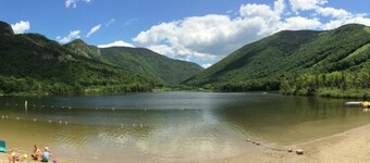 Lakeview Lodge • Hot Tub • Sleeps 16+ • Okemo