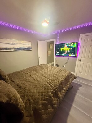 2 chambres, fer et planche à repasser, lit parapluie, Wi-Fi gratuit