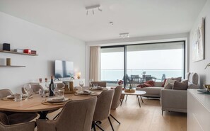 Dining - Lange Nelle Seaview-unique lighthouse & sea views (Ostend)