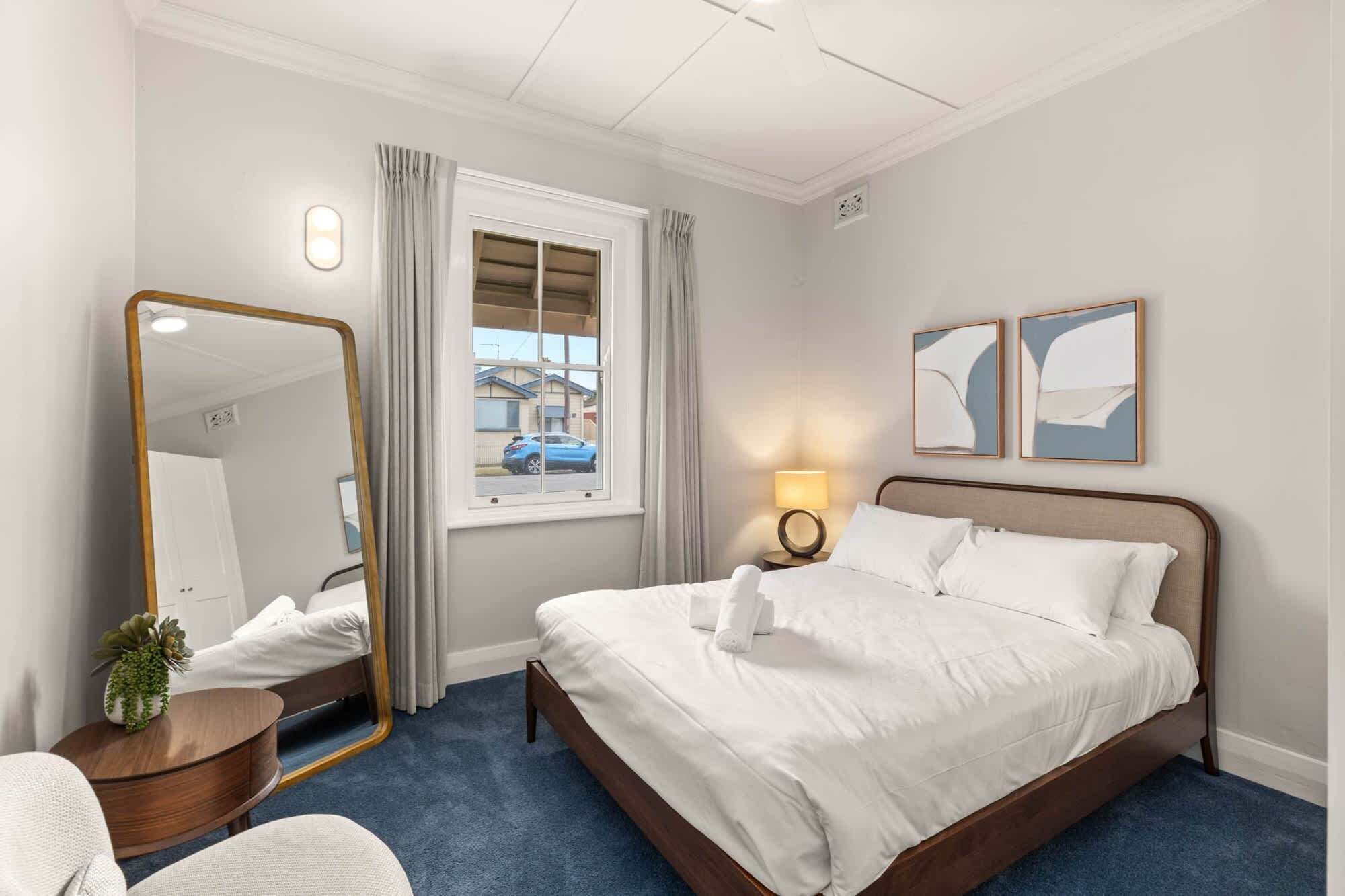 3 bedrooms, desk, iron/ironing board, WiFi