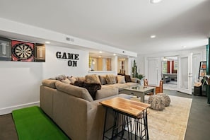 TV, fireplace, offices