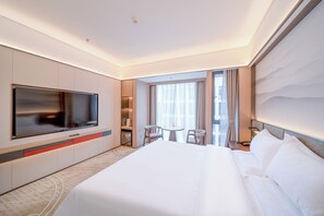Business Single Room | Blackout drapes, free WiFi