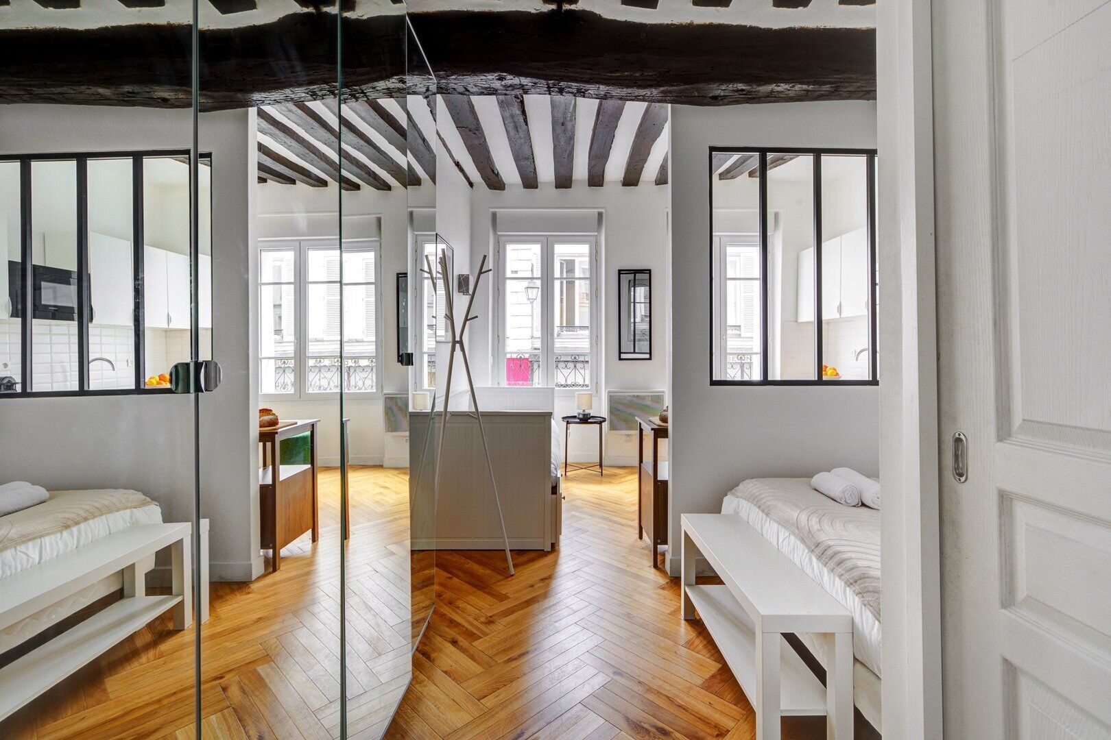 1 bedroom, internet, bed sheets