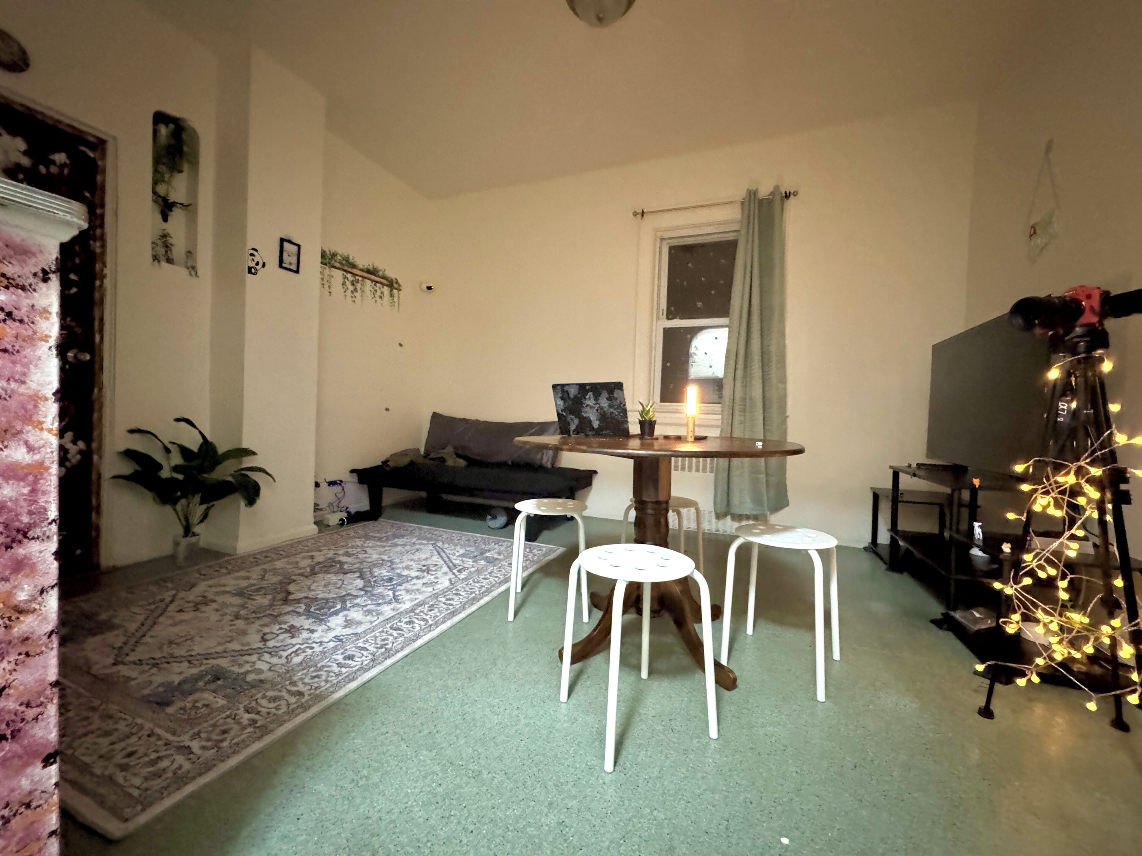 Room At Nyc - The Bronx, NY