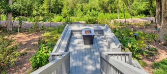 Sweetbay Retreat — Minutes from Fort Bragg, Methodist University, and Downtown!