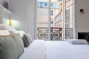 Desk, iron/ironing board, free WiFi, bed sheets