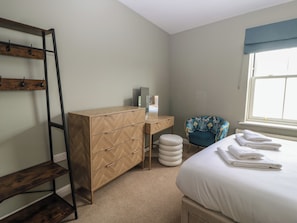 2 bedrooms, individually decorated, individually furnished, free WiFi - Weyside (Weymouth)