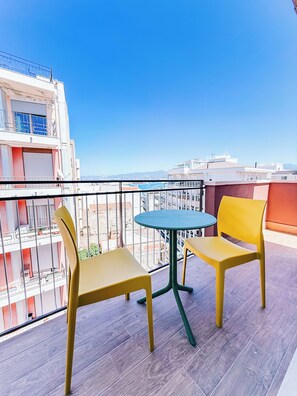 Luxury Double Room, Partial Sea View | In-room safe, desk, iron/ironing board, free WiFi
