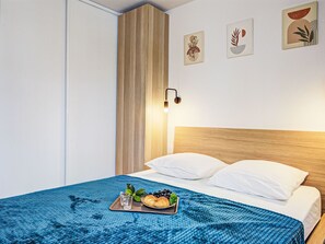 2 bedrooms, internet