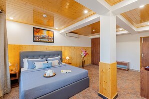 Deluxe Cottage - Lafu House Hearth Cabana  Hill views (Theog)