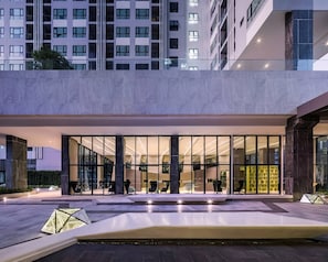 Condo, 1 Bedroom, Accessible, Smoking | Exterior - Central Pattaya Fully Equipped Condo Next to Beach (Pattaya)